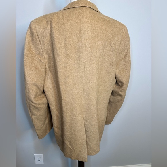 Size 40 tan Camel Hair collared blazer by Linden Clothes Lineberry’s sport coat - Picture 3 of 10